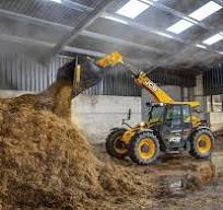 JCB telescopic handlers | Heavy lifting on the farm | JCB ...