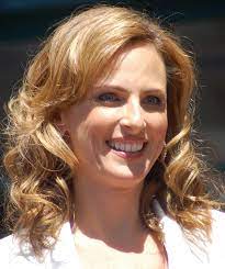 Marlee matlin's performance at super bowl 50 is a fantastic depiction of ableism and audism. Marlee Matlin Wikipedia