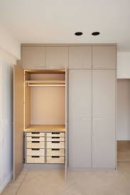 Des Placards Bien Amenages Dressing Placard Rangement Design Amenagement Placard Placard Chambre A Coucher Amenagement Placard Chambre
