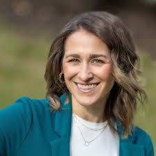 Kristy Keever's Instagram, Twitter & Facebook