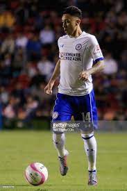 El 15 de enero de 2017 hace su debut oficial en la liga mx , ingresando en el 71' de juego, en reemplazo de su compatriota francisco silva. Pin Auf Flacko