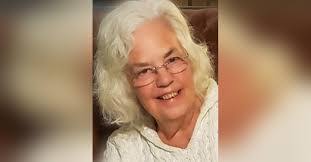 Dena Gunn's Instagram, Twitter & Facebook