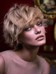 Stark betonter hinterkopf kurz frisurenbilder. Bobfrisuren Unsere Top 20 Friseur Com