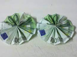Hier finden sie mehrere anleitungen, wie sie geld zur blume. Anleitung Sonne Aus Geldschein Falten Geldscheine Falten Geldschein Falten Weihnachten Geld Falten Kleidung