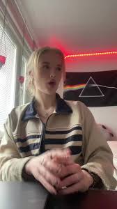 parsi käyttäjän @Salma Issa videota