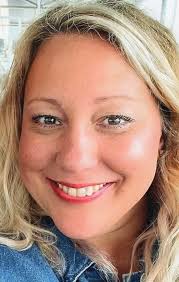 Erin Rickert's Instagram, Twitter & Facebook