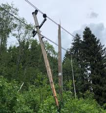 Jul 26, 2021 · tordenværet kan føre med seg lokalt kraftige vindkast. Lynet Slo Ned I Tre Det Var Som En Stor Bombe Vg