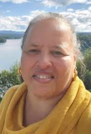 Edwards seeks school board seat