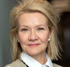 Jacqueline Jasmin's Instagram, Twitter & Facebook