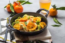 Aiguillettes De Poulet A La Clementine De Corse Et Chou Romanesco Recette Chou Romanesco Aiguillette De Poulet Recette De Plat