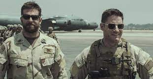 The plot to american sniper is a man named chris kyle portrayed by bradley cooper is sent out as a sniper to fight in the iraq war. American Sniper Film 2015 Trailer Kritik Kino De
