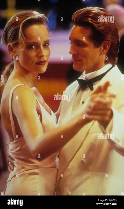 THE SPECIALIST (1994) SHARON STONE, ERIC ROBERTS SCLT 066 Stock Photo -  Alamy