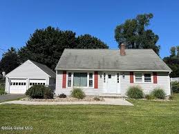 3 Brian Court, Troy, NY 12182