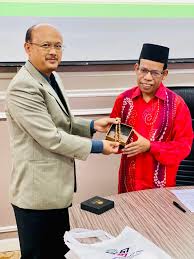 Produk khairat kematian percuma ditawarkan oleh kerajaan negeri kelantan. Kunjungan Hormat Ke Pejabat Pembangunan Negeri Kelantan Pij Perbadanan Islam Johor