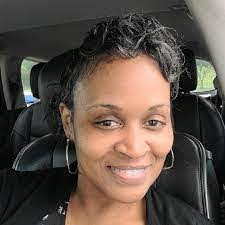 Sandra Dandridge's Instagram, Twitter & Facebook