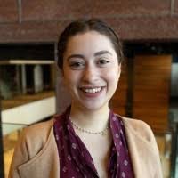 Sarah Justus's Instagram, Twitter & Facebook