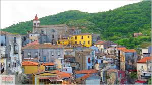 Castiglione di sicilia, uno dei borghi più belli d'italia, è un caratteristico centro medievale posto tra l'etna e l'alcantara. Castiglione Di Sicilia Italy Review