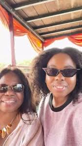 Sara Broers (travelwithsara)