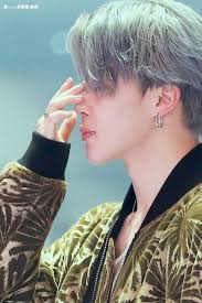 The prospects for his future were limited, but he always had hope. Jimin Pics Chimmypics Twitter Park Jimin Bts Bts Jimin Park Jimin