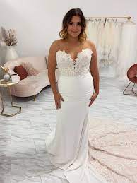 Enzoani Marnie Wedding Gown Perfect For The Plus Size Bride Bridal Wardrobe Bridal Elegance Wedding Dresses