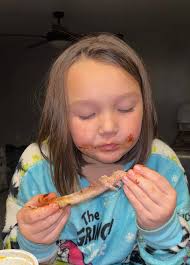 Loretta's country kitchen commercial!! I'm about 10 seconds late to start  recording. Awesome!