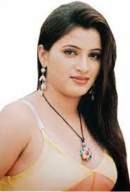 Navnit ravi rana is an actress, known for flash news (2009), jagapathi (2005) and sikandera (2001). The Likely Planet 50 Best Navneet Kaur Wallpapers And Pics