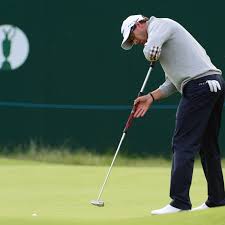 Adam scott switched to a short putter from the broomstick one after a ban began in 2016 on anchoring the putter against the body. Tiger Woods Is Wrong About Long Putters Charges Adam Scott Sbnation Com