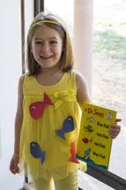 Anyone can pull this one off (even me, haha!) it's colorful, fun, and very recognisable as dr. 12 Easy Diy Dr Seuss Costume Ideas For Kids