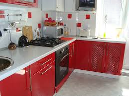 الأحمر أبيض كيتشن