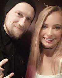 Got to see two of my biggest inspirations last night Angel Vivaldi and Andy  James. Such an amazing gig! If somehow you haven't heard of these guys,  definitely check them out! 🤘🏼