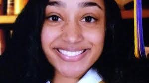 Arian Williams's Instagram, Twitter & Facebook