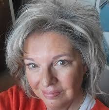 Edna Heflin's Instagram, Twitter & Facebook