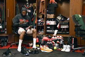 For the latest episode of sneaker shopping, joe la puma and complex recently linked up with the nba's sneaker king, p.j. P J Tucker Spent 200k On Sneakers This Past Season Complex