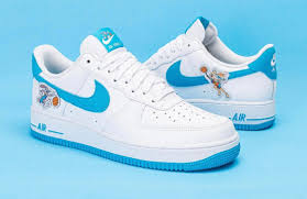 A new legacy is a huge moment for not just lebron james and the tune squad themselves but also nike, who have put quite a bit of arguably the best of the pack, the air force 1 tune squad celebrates iconic characters bugs bunny and his female companion lola bunny. Hwszru938farrm