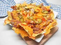 Chicken Nachos With Refried Beans Recipe In 2020 Chicken Nachos Refried Beans Recipe Refried Beans
