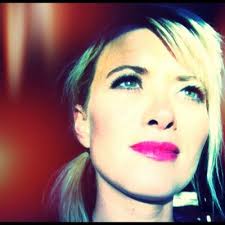 Brook Fox's Instagram, Twitter & Facebook