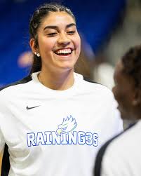 Not done yet😎 Thrilled to have Maca Retamales back for the 2025-26 season!  #Raining3s