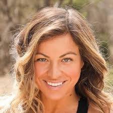 Ashley Kidd's Instagram, Twitter & Facebook