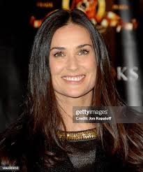 976 fotos e imágenes de alta resolución de Jon Champagne