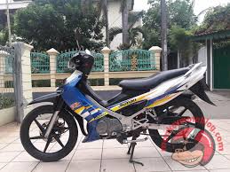 Modifikasi satria hiu 2tak 2005 full restorasi seperti baru. Suzuki Satria 120r Hiu High Performance Bebek 2 Tak Legenda Hidup Bener Bener Ngibrit Monkeymotoblog