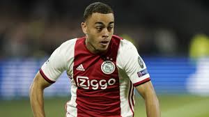 It includes new updated 2020/2021 season, mostly updated in brazillian league. Football Manager 2020 Wonderkids Best Young Strikers Midfielders Defenders Goalkeepers Goal Com