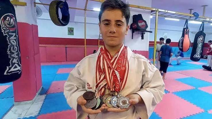 Karate Kid Türkiye'den: 13 Yaşında 30 Madalya ile Dünya Şampiyonluğuna Koşan Genç Yetenek