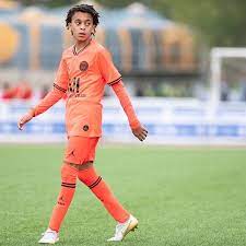 Ethan mbappe stands tall at a decent height of 5 feet and 10.25 feet. Pin On Football K Mbappe