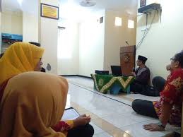 Duduk antara sujud adalah duduk iftirasy, yaitu: Ini Tata Cara Duduk Iftirasy Dan Tawarruk Sesuai Tuntunan Rasulullah Berita Muhammadiyah Populer