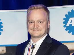 Technicians earn annual ASE awards