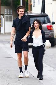 Shawn mendes was born on 8 august 1998 (age 22 years; Shawn Mendes And Camila Cabello S Body Language Says They Re Dating