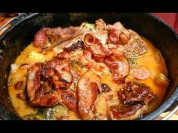 Pigs In A Cornfield Youtube Dutch Oven Cooking Hot Italian Sausage Cooking Recipes