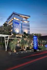 Bunga matahari guest house and hotel secara strategis terletak di dekat bns (batu night spectacular) dan jatim park 2 yang terkenal, dengan akses mudah ke pusat belanja, restoran, dan tempat wisata di batu lainnya. Find Hotels Near Pasar Apung Museum Angkut Batu Sub District For 2021 Trip Com