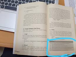Jika bahasa indonesia adalah bahasa sop, maka adi lantai menyapu akan menjadi kalimat yang umum. Bantu Jawab Latihan Ini Dong Tentukan Fungsi Kategori Dan Peran Kalimat Berikut Ini A Presiden Brainly Co Id
