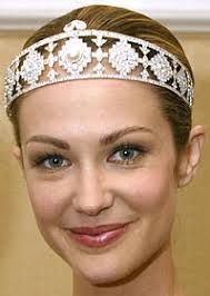 Tiara Mania: Doris Duke's Pearl & Diamond Bandeau